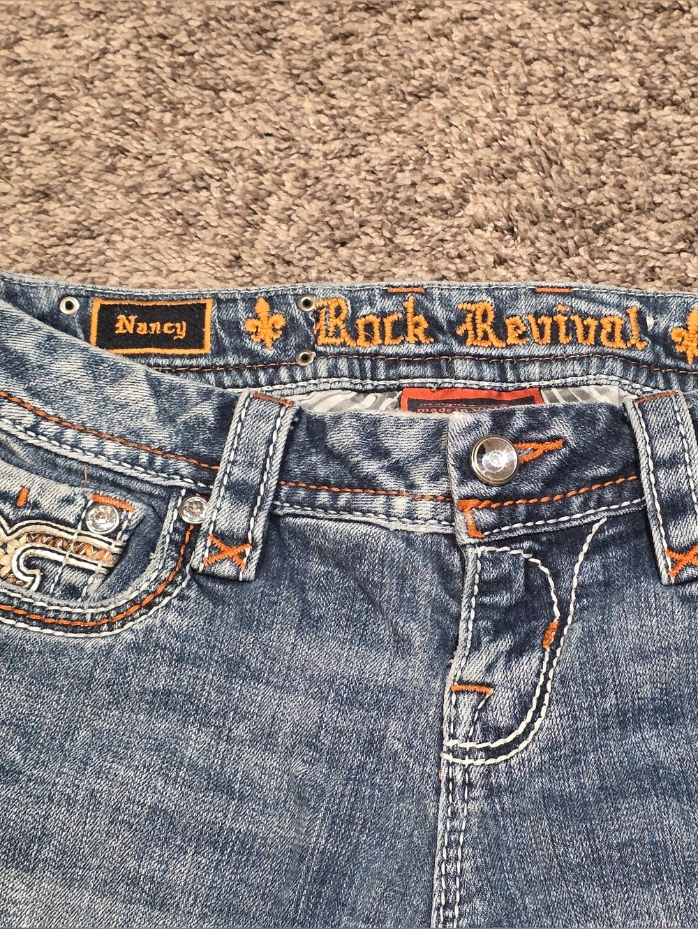 ROCK REVIVAL Lowrise Nancy Bermuda Shorts in Blue Size 28 - Picture 3 of 8